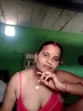 Snapshot of Shivani09900 chatting on 06-15-26, 06:46 Shivani09900 online show from 06-15-26, 06:46