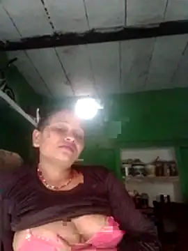 Snapshot of Shivani09900 chatting on 06-27-26, 12:22 Shivani09900 online show from 06-27-26, 12:22