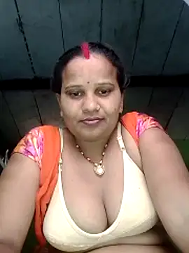 Snapshot of Shivani09900 chatting on 06-21-26, 07:47 Shivani09900 online show from 06-21-26, 07:47