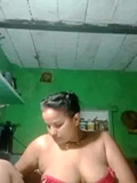 Snapshot of Shivani09900 chatting on 07-09-26, 09:03 Shivani09900 online show from 07-09-26, 09:03