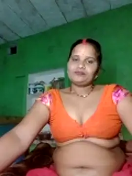 Snapshot of Shivani09900 chatting on 06-09-26, 05:25 Shivani09900 online show from 06-09-26, 05:25
