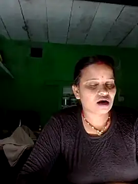 Snapshot of Shivani09900 chatting on 06-15-26, 08:30 Shivani09900 online show from 06-15-26, 08:30