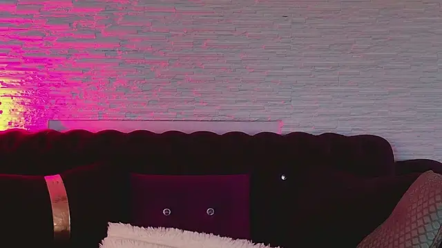 AngelWooW online show from 05-06-26, 05:33