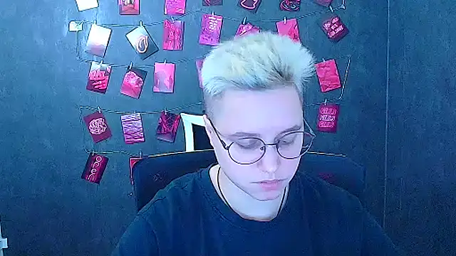 Bella lla online show from 03-23-26, 12:49