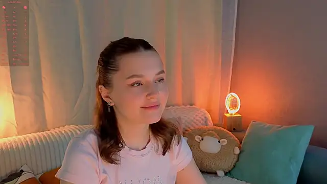 LorriMonz online show from 06-04-26, 01:54