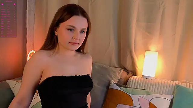 LorriMonz online show from 05-28-26, 01:46