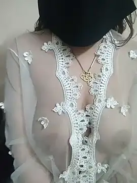 Yasmin Oh online show from 05-05-26, 12:46