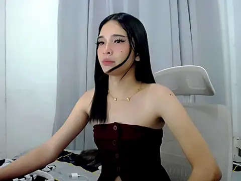 allaboutlara  online show from 04-08-26, 12:12
