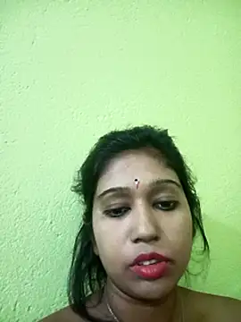Snapshot of bannerjeesneha20 chatting on 05-15-26, 08:18 bannerjeesneha20 online show from 05-15-26, 08:18