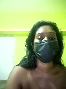 Snapshot of bannerjeesneha20 chatting on 04-13-26, 07:29 bannerjeesneha20 online show from 04-13-26, 07:29