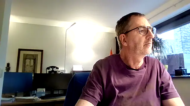 HotLucas66 online show from 03-25-26, 11:42