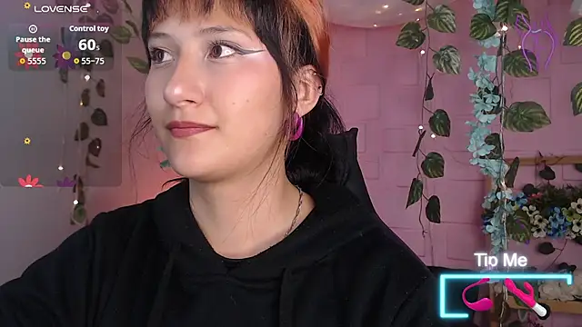 eyes moonn online show from 03-28-26, 11:22