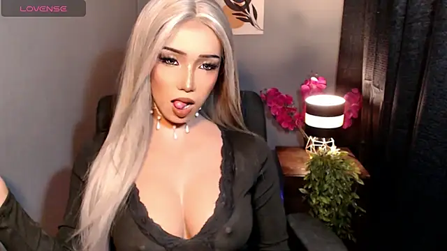 xEllaineCumsLotx online show from 04-14-26, 02:22