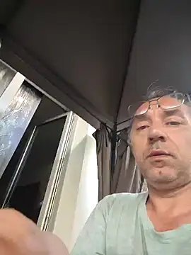 Joepepecarito online show from 05-05-26, 07:44