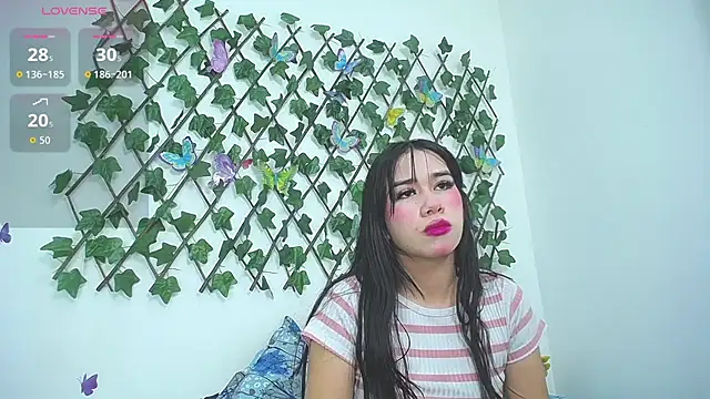 lizeth wong online show from 06-23-26, 01:42
