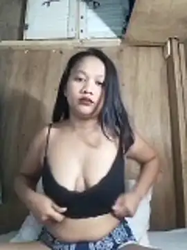 xxursweetyoonaxx online show from 04-03-26, 10:11