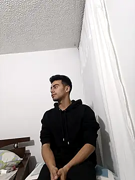 santiago luxx online show from 03-24-26, 12:21