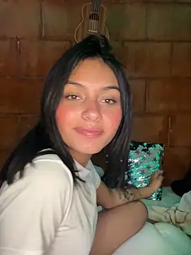 Snapshot of lulu_AG chatting on 03-27-26, 05:27 lulu AG online show from 03-27-26, 05:27