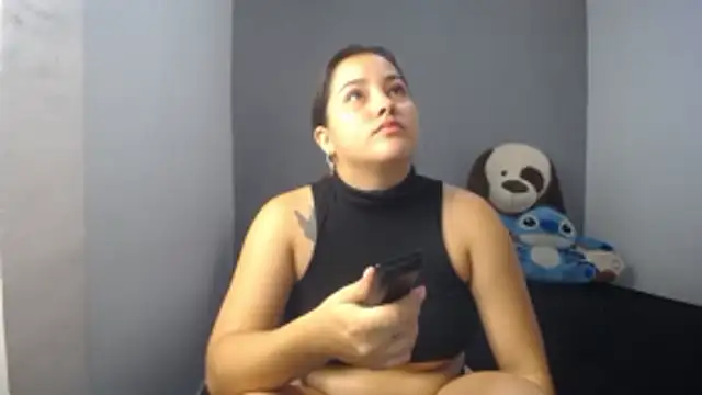 Snapshot of Ivanna_Vegax chatting on 04-25-26, 04:37 Ivanna Vegax online show from 04-25-26, 04:37