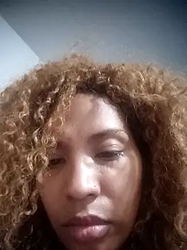 Snapshot of SolashLitzy_Curly chatting on 05-20-26, 03:47 SolashLitzy Curly online show from 05-20-26, 03:47
