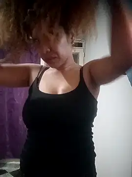Snapshot of SolashLitzy_Curly chatting on 05-29-26, 06:30 SolashLitzy Curly online show from 05-29-26, 06:30