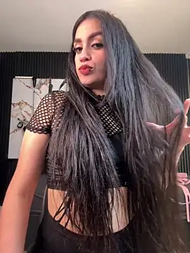 Darkrisnah online show from 05-04-26, 08:33