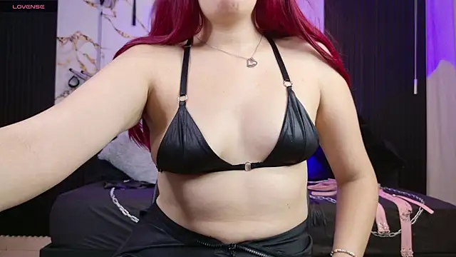 Darkrisnah online show from 05-27-26, 01:57