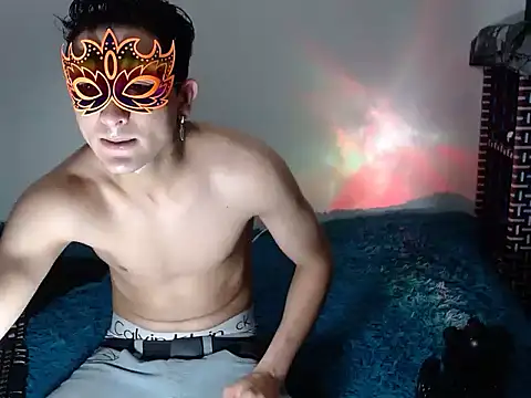 SexyboyHot2000 online show from 04-14-26, 08:58