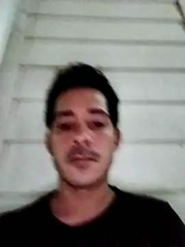 Snapshot of Gabriel_leon33 chatting on 05-18-26, 06:40 Gabriel leon33 online show from 05-18-26, 06:40