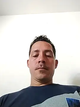 Gabriel leon33 online show from 04-18-26, 08:09