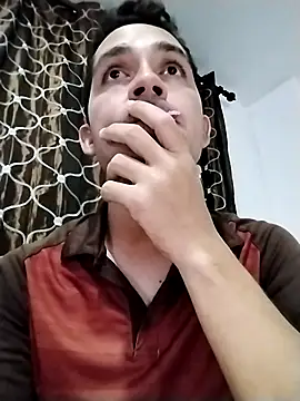 Snapshot of Gabriel_leon33 chatting on 06-24-26, 03:27 Gabriel leon33 online show from 06-24-26, 03:27