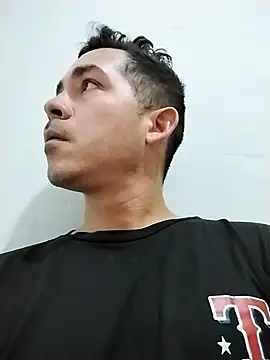 Gabriel leon33 online show from 03-30-26, 08:32