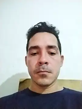 Snapshot of Gabriel_leon33 chatting on 07-03-26, 04:13 Gabriel leon33 online show from 07-03-26, 04:13