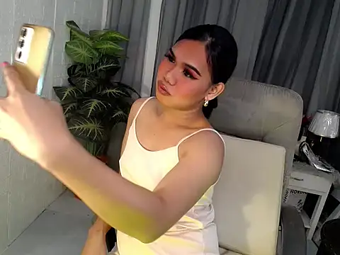 Yourgorgeousmarge online show from 04-19-26, 01:39