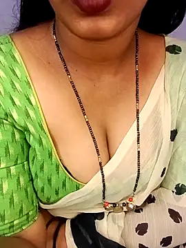 Snapshot of Sexyteacher143 chatting on 05-08-26, 05:28 Sexyteacher143 online show from 05-08-26, 05:28