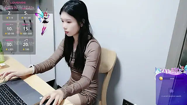 Snapshot of Manman89 chatting on 04-12-26, 06:16 Manman89 online show from 04-12-26, 06:16