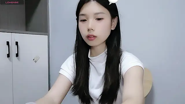 Snapshot of Manman89 chatting on 04-13-26, 08:51 Manman89 online show from 04-13-26, 08:51