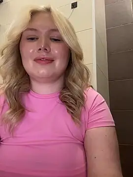 cutiejuliee online show from 05-08-26, 11:58