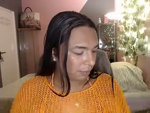 Snapshot of choquitolove1 chatting on 03-27-26, 05:14 choquitolove1 online show from 03-27-26, 05:14