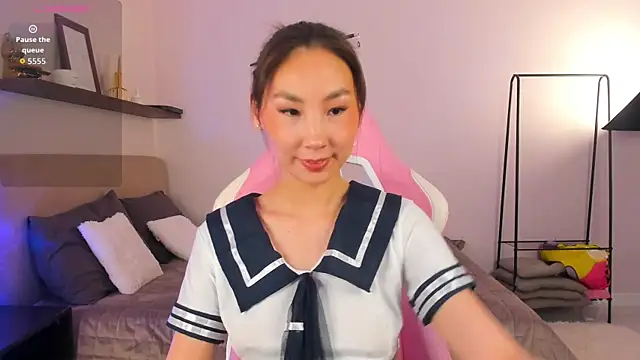 LexieLee online show from 06-12-26, 10:02