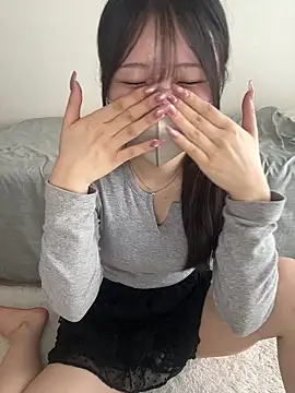 momo chi o0 online show from 03-30-26, 03:19