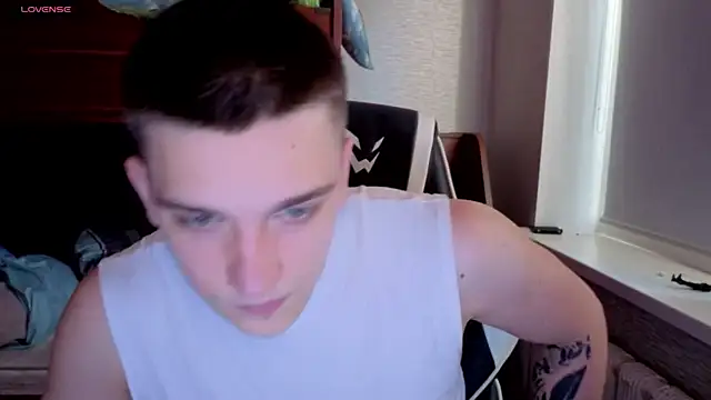Sweetyangeel online show from 05-17-26, 03:01