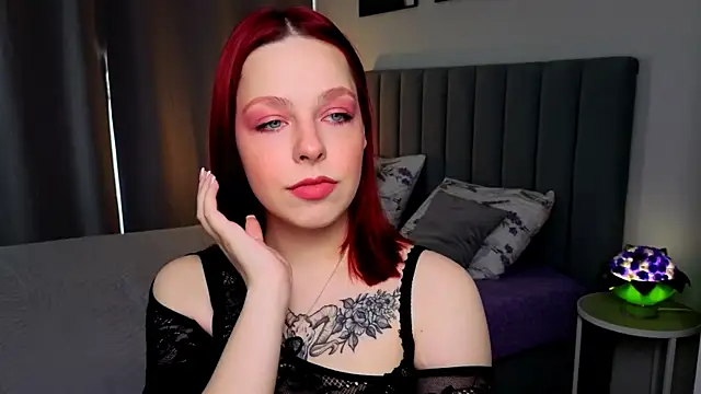 Snapshot of Judymooon chatting on 04-06-26, 08:59 Judymooon online show from 04-06-26, 08:59