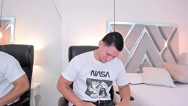 Chriss Diamond online show from 05-01-26, 08:36