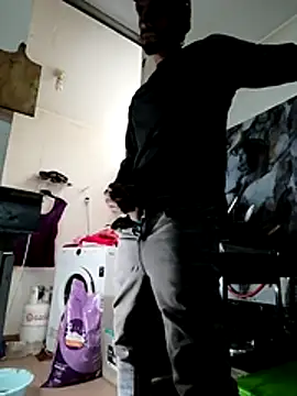 colombianoenchile online show from 04-16-26, 02:40