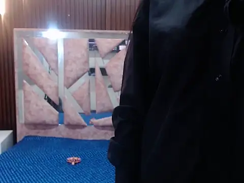 salethjonescl202 online show from 03-25-26, 08:08