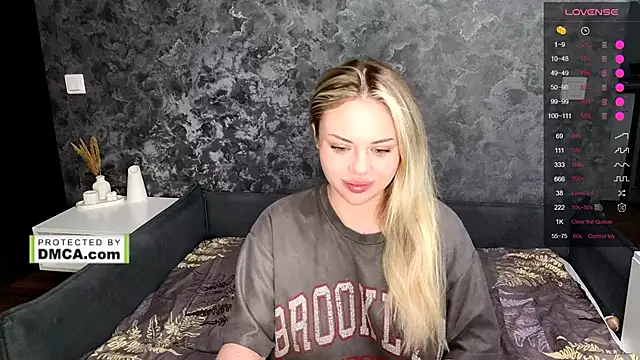 StasyLucke online show from 04-25-26, 04:26