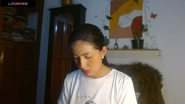 ivanna dl online show from 05-26-26, 01:04
