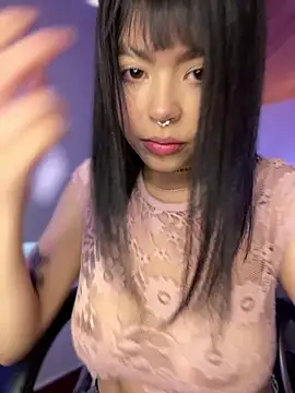 Snapshot of Violetaa_pink18 chatting on 04-20-26, 02:40 Violetaa pink18 online show from 04-20-26, 02:40