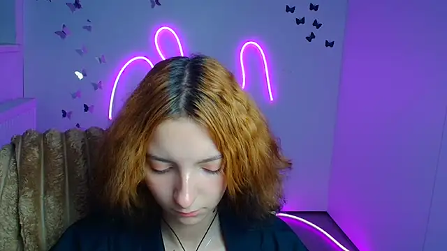 Butterfly Milly online show from 06-29-26, 11:32